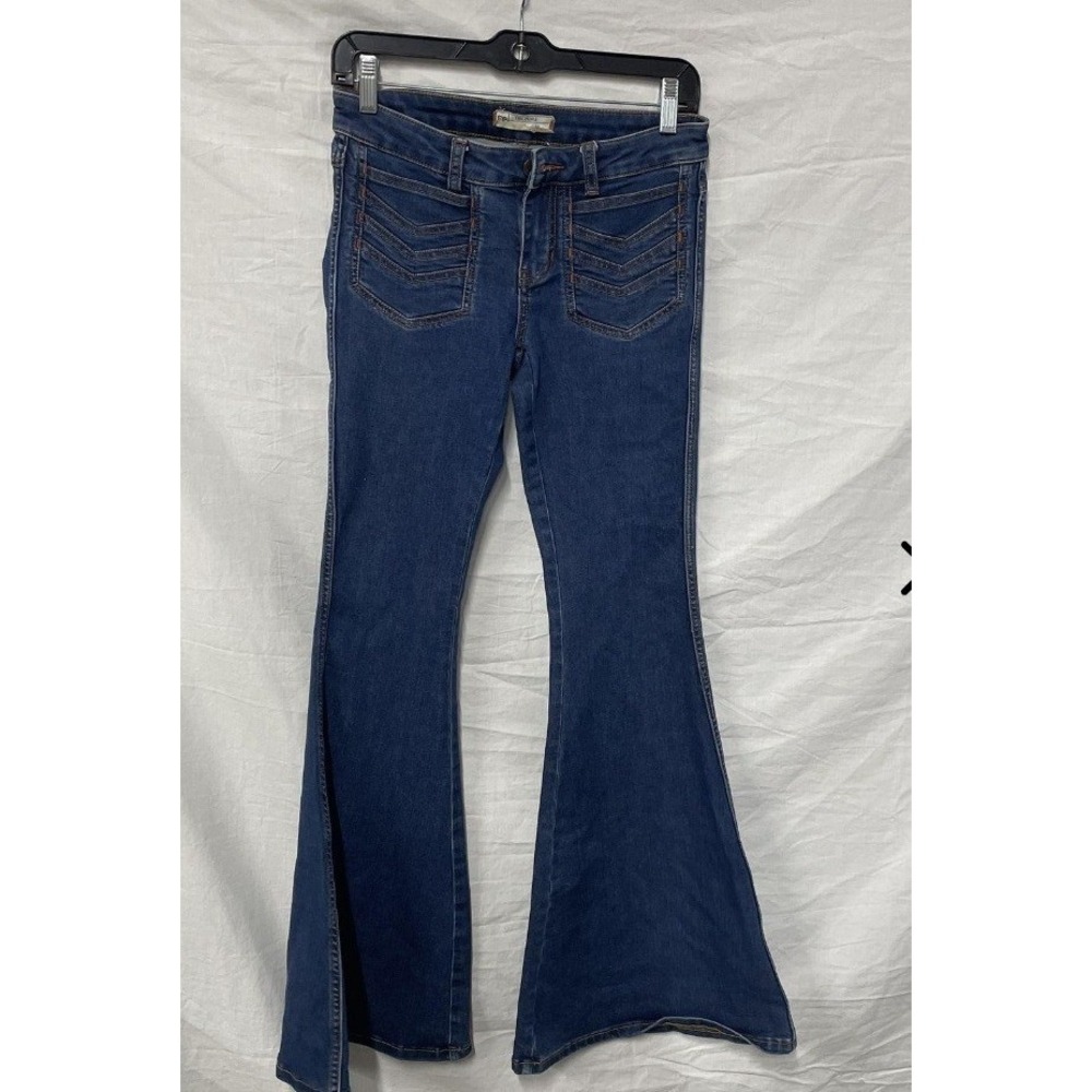 Free People Just Float On Flare Jeans Blue Denim Boho Bell Bottom Size 25 - Picture 2 of 4